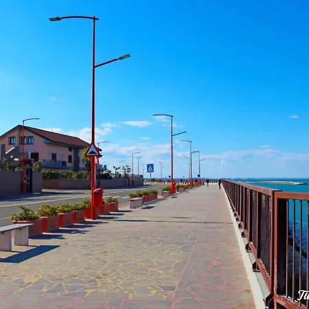 Reyna Breeze Appartement